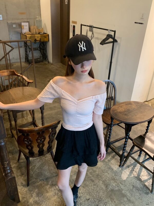 🇰🇷 小性感V領Off Shoulder上衣🐚